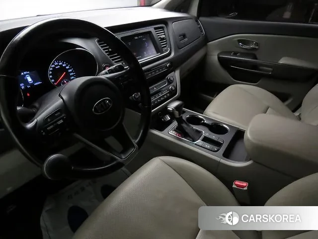 Kia The New Carnival id 3778900 из Кореи 18