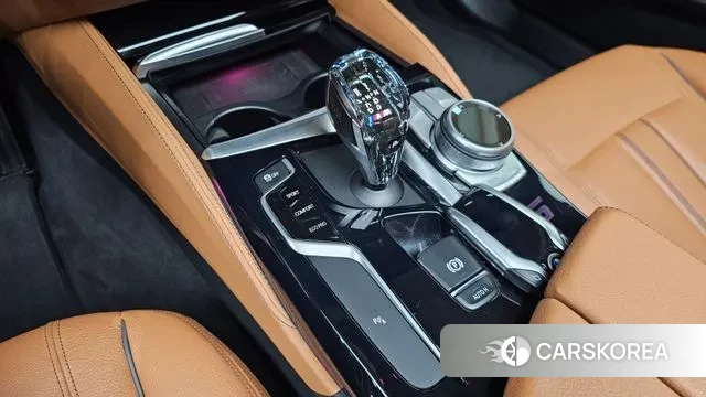 BMW 5 Series (G30) id 3692115 из Кореи 17