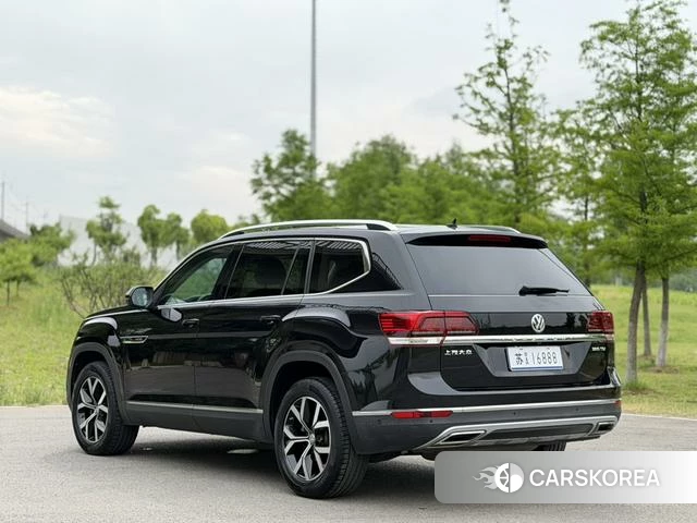 Volkswagen Tourang id 4320743 из Китая 17