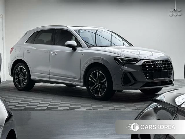 Audi Q3 id 4320684 из Китая 26