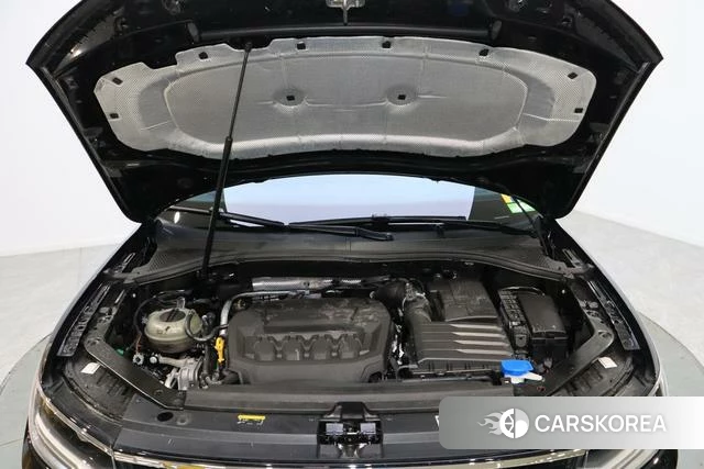 Volkswagen Tiguan L id 4290235 из Китая 18