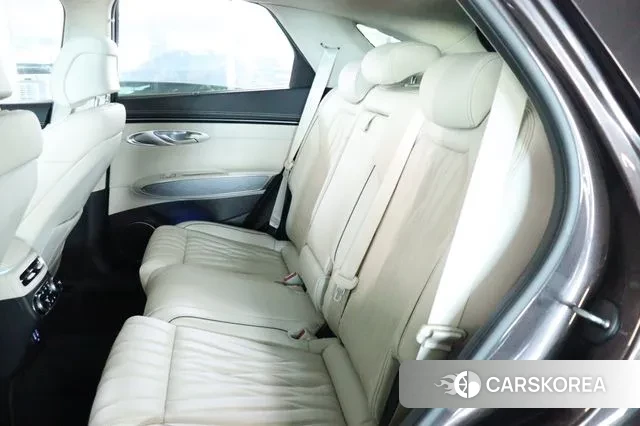 Genesis GV70 id 3041275 из Кореи 18