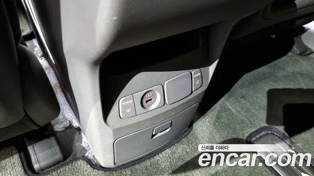 Kia The New Carnival id 2623211 из Кореи 18