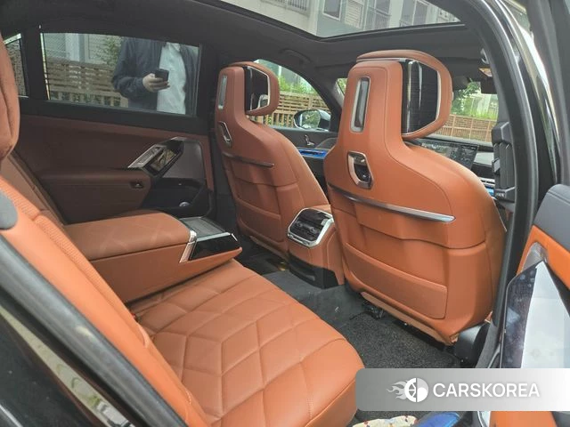BMW 7 Series (G70) id 4301934 из Кореи 18