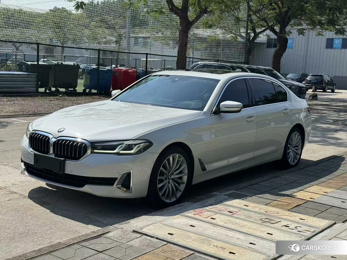 BMW 5 series id 4467639 из Китая 8