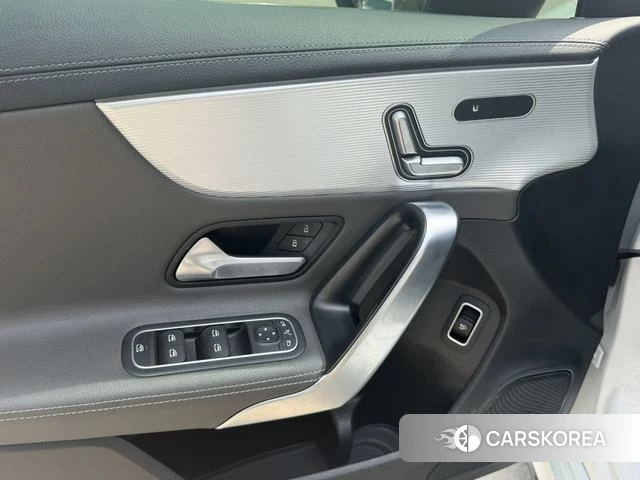 Mercedes-Benz Class A AMG id 4240743 из Китая 16