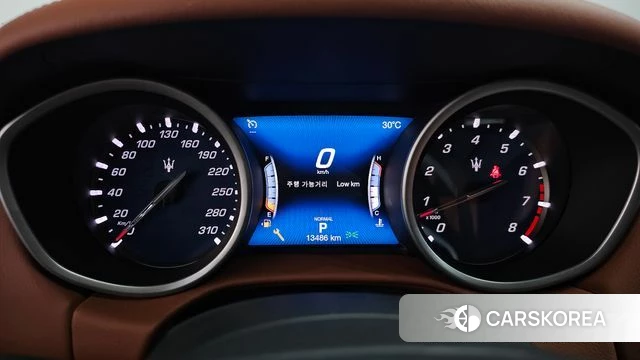 Maserati Ghibli id 4666992 из Кореи 18