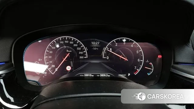 BMW 5 Series (G30) id 3622147 из Кореи 18