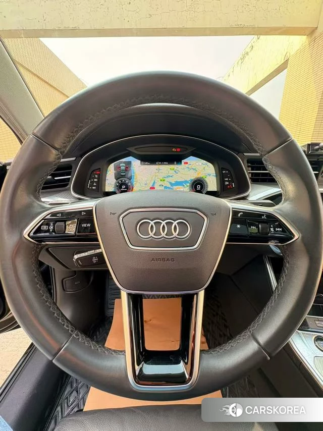 Audi A6L id 4278772 из Китая 8