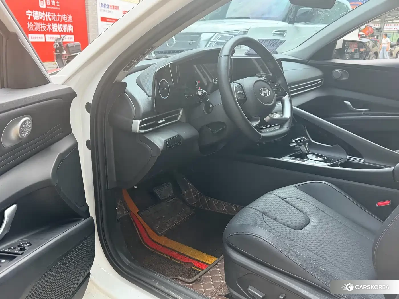 Hyundai Elantra id 4548339 из Китая 8