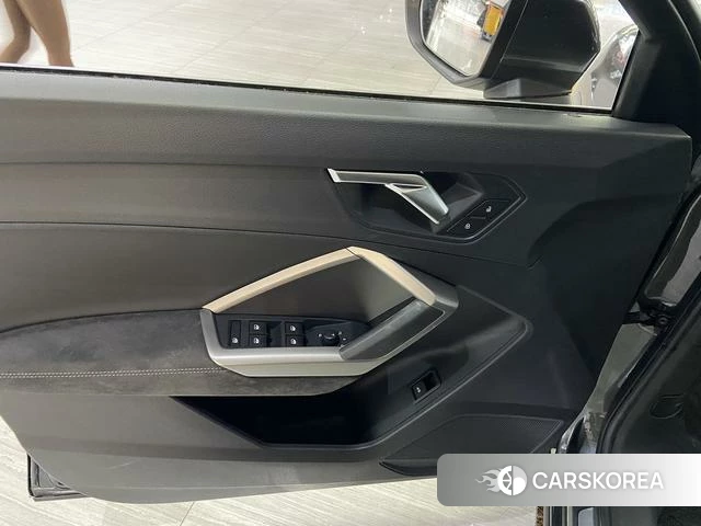 Audi Q3 id 4278067 из Китая 25
