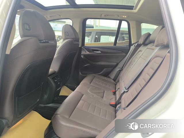 BMW X3 id 4234859 из Китая 13