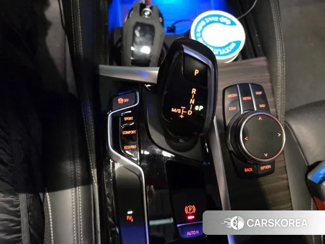 BMW 5 Series (G30) id 3616901 из Кореи 13