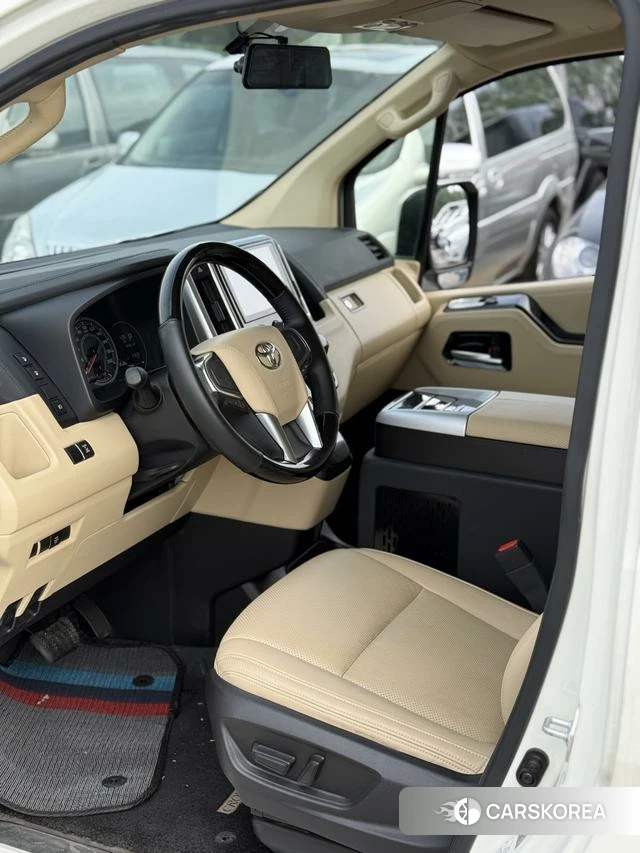 Toyota Hiace id 4353372 из Китая 12