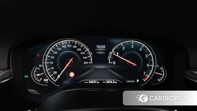 BMW 5 Series (G30) id 2995742 из Кореи 18