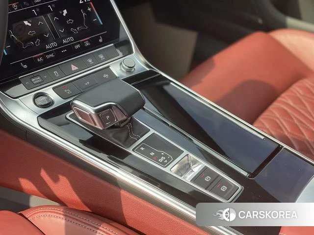 Audi A7L id 4276710 из Китая 15