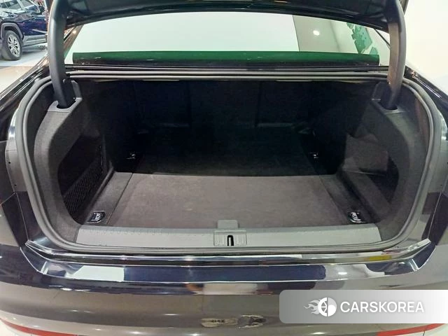 Volkswagen Huiang id 4276319 из Китая 21