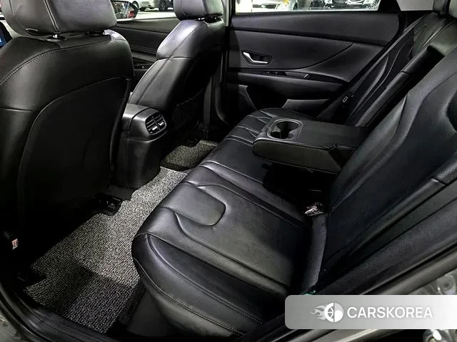 Hyundai Avante (CN7) id 3306395 из Кореи 18