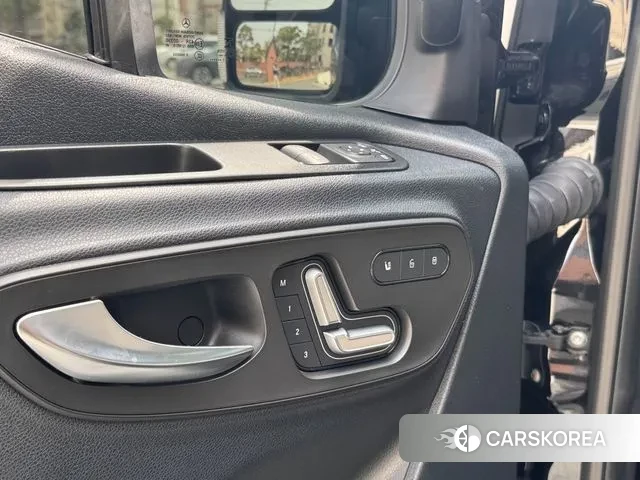Mercedes-Benz Sprinter id 2408651 из Кореи 18