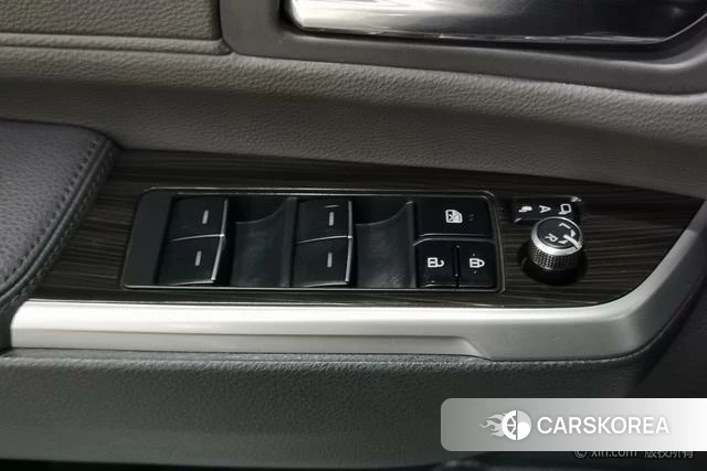 Toyota Grevia id 4272869 из Китая 22