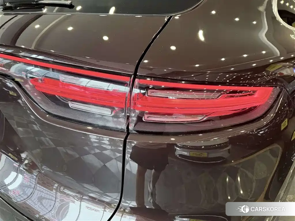 Porsche Cayenne id 4554145 из Китая 34