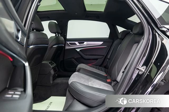 Audi A6L id 4300996 из Китая 23