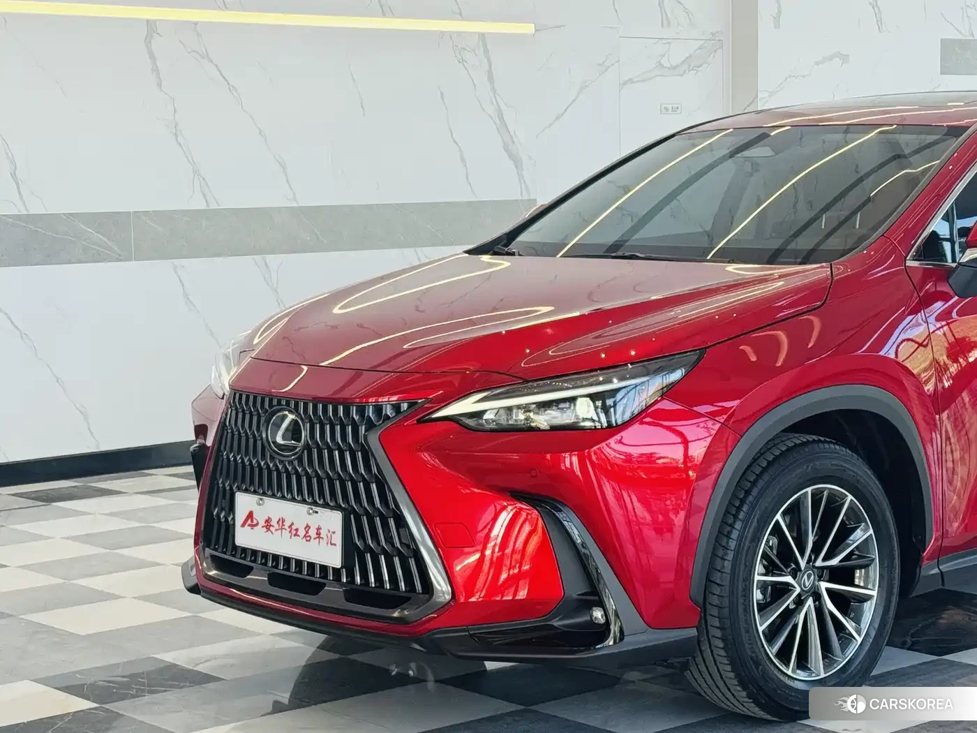 Lexus NX id 4546059 из Китая 25