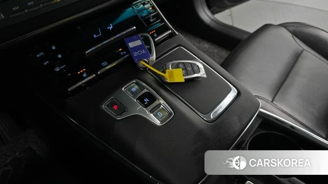 Hyundai The New Grandeur IG id 4423355 из Кореи 29