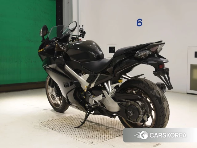 Проданный Honda VFR800F id 4306761 из Японии, фото 8