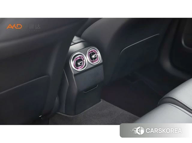 Mercedes-Benz Class C id 4336085 из Китая 8