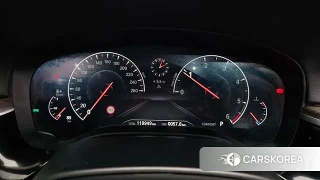 BMW 5 Series (G30) id 3698373 из Кореи 18