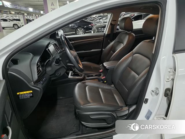 Hyundai The New Avante AD id 4717395 из Кореи 18