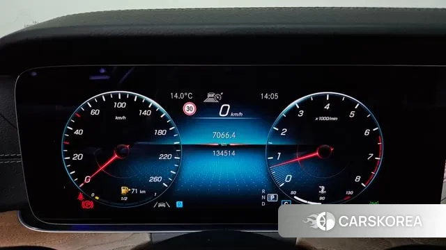 Mercedes-Benz E-Class W213 id 3747228 из Кореи 18