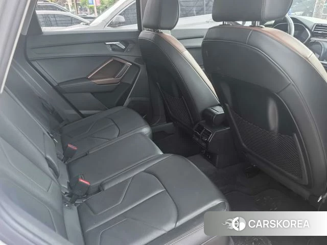 Audi Q3 id 4359086 из Китая 8