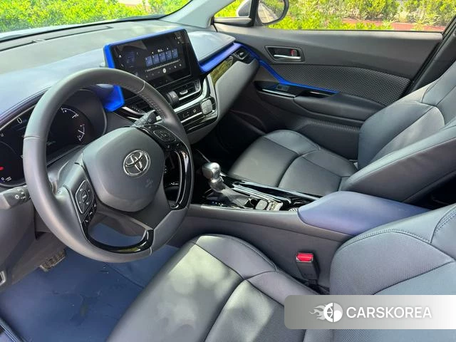 Toyota C-HR id 4261782 из Китая 8