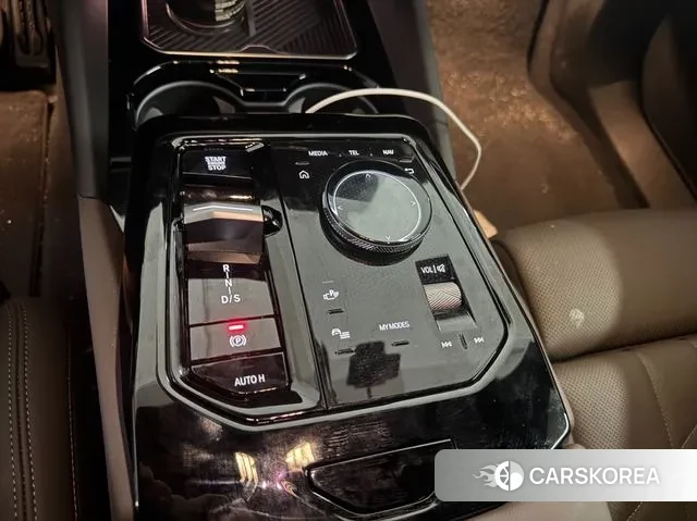 BMW 5 Series (G60) id 2997697 из Кореи 9