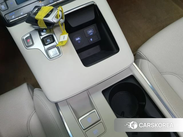 Hyundai The New Grandeur IG id 4401687 из Кореи 18