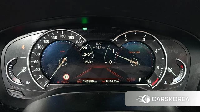 BMW 5 Series (G30) id 3834971 из Кореи 18