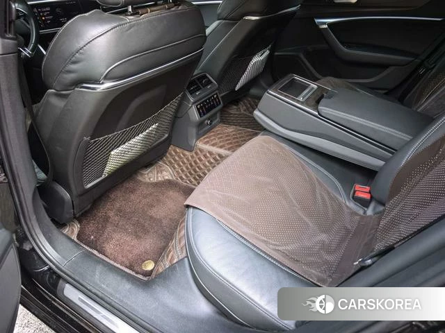 Audi A6L id 4314191 из Китая 8