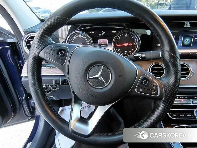 Mercedes-Benz E-Class W213 id 4785918 из Кореи 18