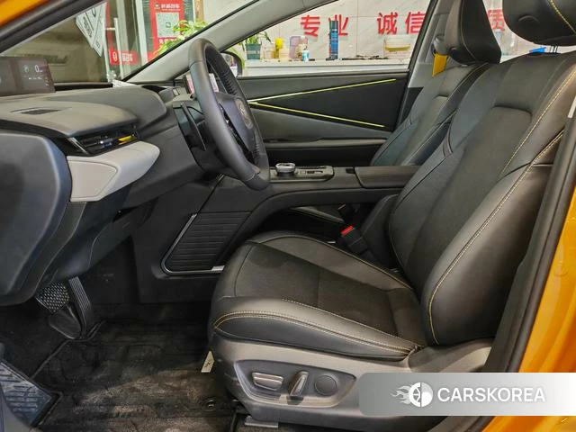 Toyota bZ5 id 4257468 из Китая 8
