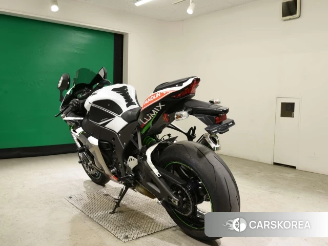 Kawasaki ZX-10R NINJA ABS id 4328174 из Японии 8