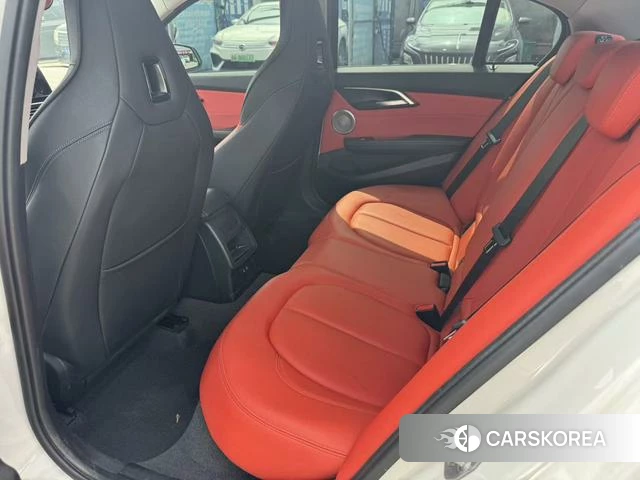 BMW 1 series id 4271775 из Китая 12