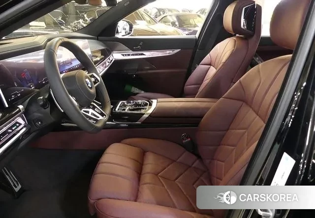 BMW 7 Series (G70) id 3327239 из Кореи 18