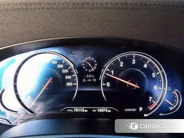 BMW 5 Series (G30) id 3761099 из Кореи 18