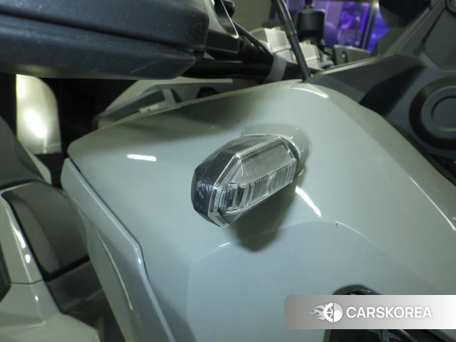 Honda X-ADV 750 id 4184387 из Японии 32