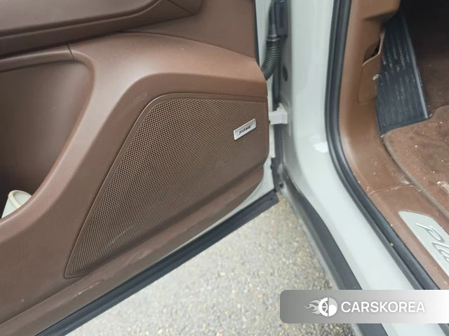 Porsche Cayenne (PO536) id 3922818 из Кореи 15