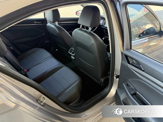 Volkswagen Bora id 4253731 из Китая 16