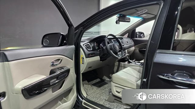 Kia The New Carnival id 4775700 из Кореи 18