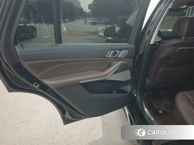 BMW X5 id 4348333 из Китая 17